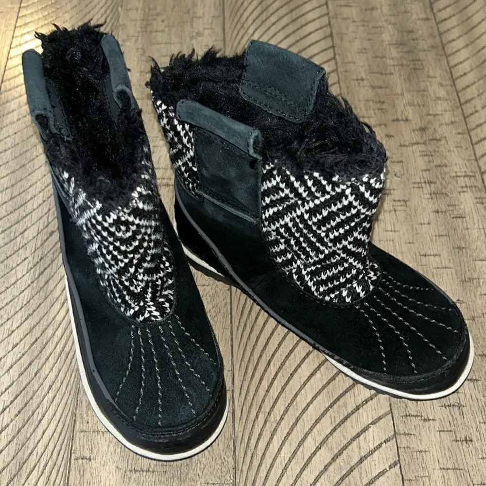 Sorel All Weather Boots 🥾🥾 Bring on the Snow ❄️ ⛄️ Sleigh 🛷 or Rain ☔️ 🌧️ 🌈